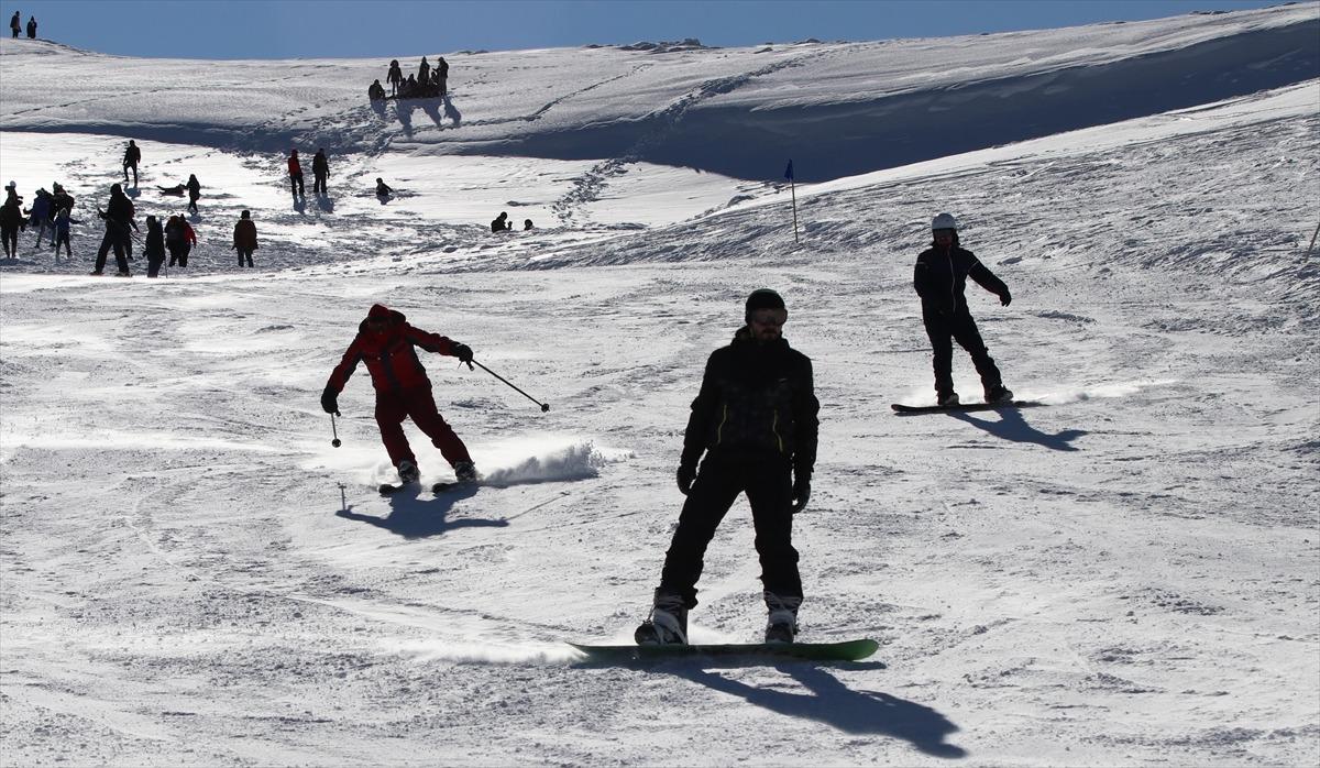 Denizli Pamukkale'ye gelenleri kayak merkezinde de ağırlayacak