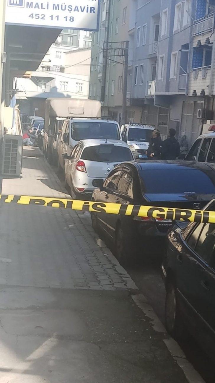 Bursa'da hareketli dakikalar! Tartıştığı kadını tabancayla rehin aldı G5