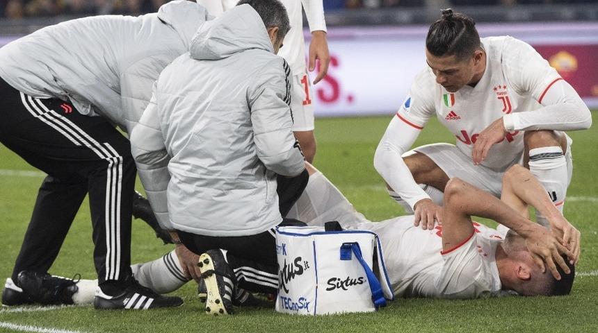 Merih Demiral'a destek mesajı yağdı