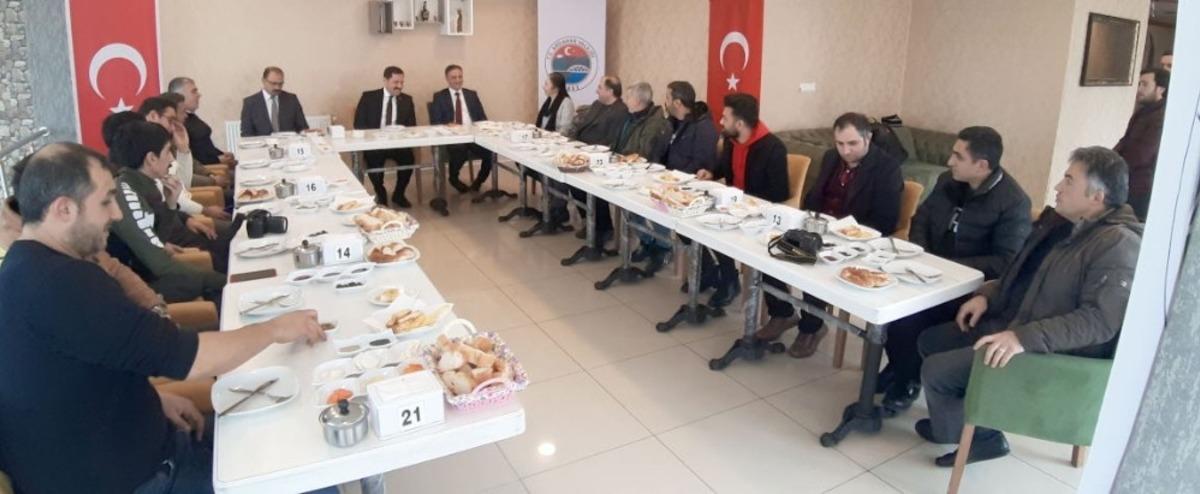 Vali Mustafa Masatlı, basın mensuplarıyla bir araya geldi