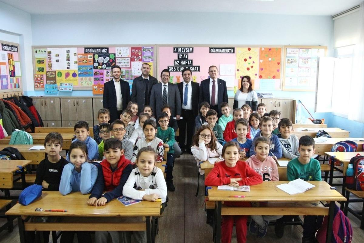 Başkan Ergin&rsquo;den il&ccedil;edeki okullara yakın takip