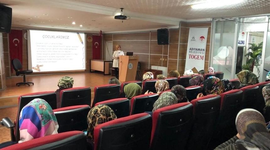 &lsquo;Akran Zorbalığı&rsquo; konulu seminer