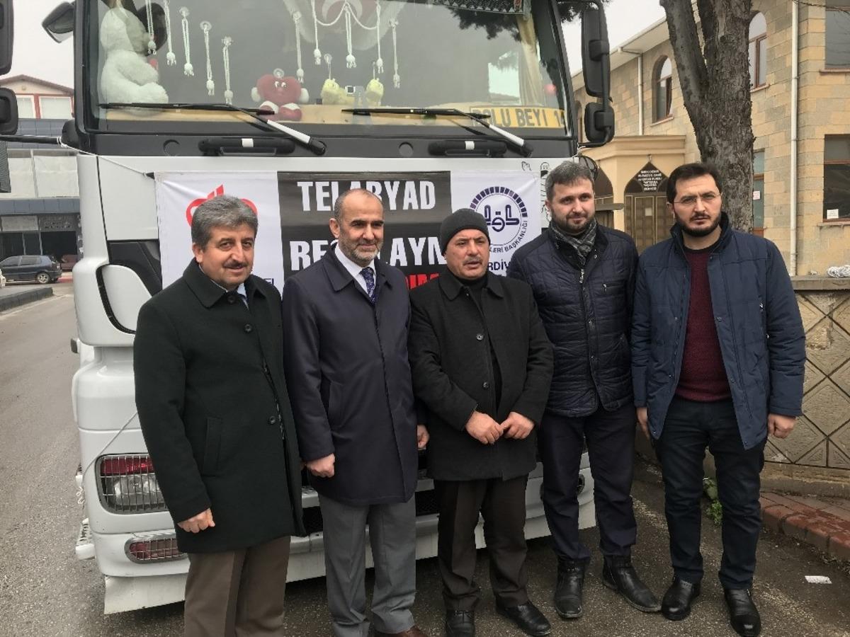 Serdivan İl&ccedil;e M&uuml;ft&uuml;l&uuml;ğ&uuml;nden Suriye&rsquo;ye bin un &ccedil;uval yardımı