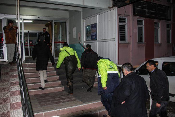 Çukurca Belediye Başkanı Emin Taşgın karda kurtarılmayı beklerken yaşadıklarını anlattı: G2