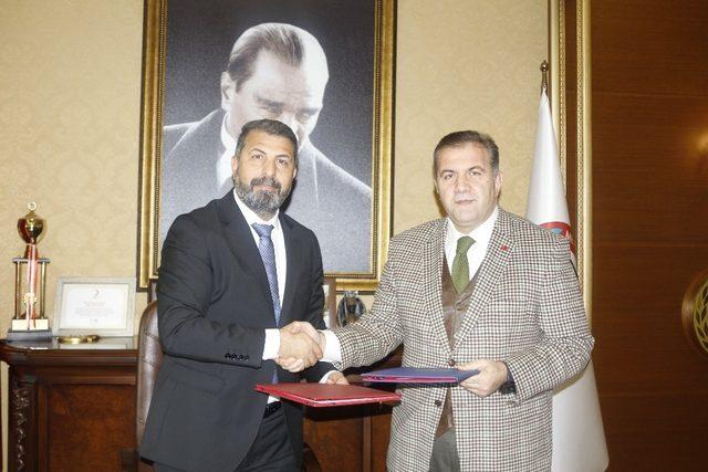 Mersin Barosu ile Milli Eğitim Müdürlüğü arasında işbirliği protokolü imzalandı