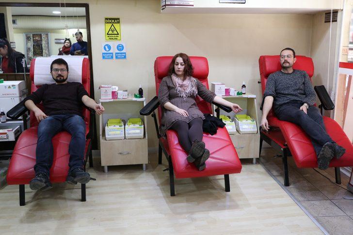 19 yaşındaki lösemi hastası Buğra için donör aranıyor G5