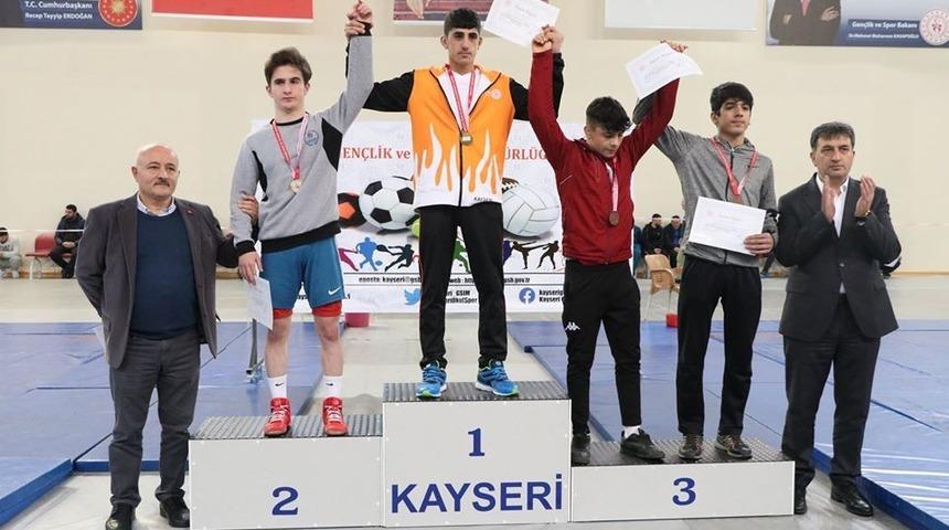 Okullar arası Gen&ccedil; A G&uuml;reş Grup m&uuml;sabakaları tamamlandı