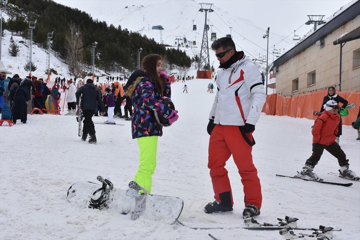 B&uuml;y&uuml;kşehirlerin stresini Paland&ouml;ken'de atıyorlar