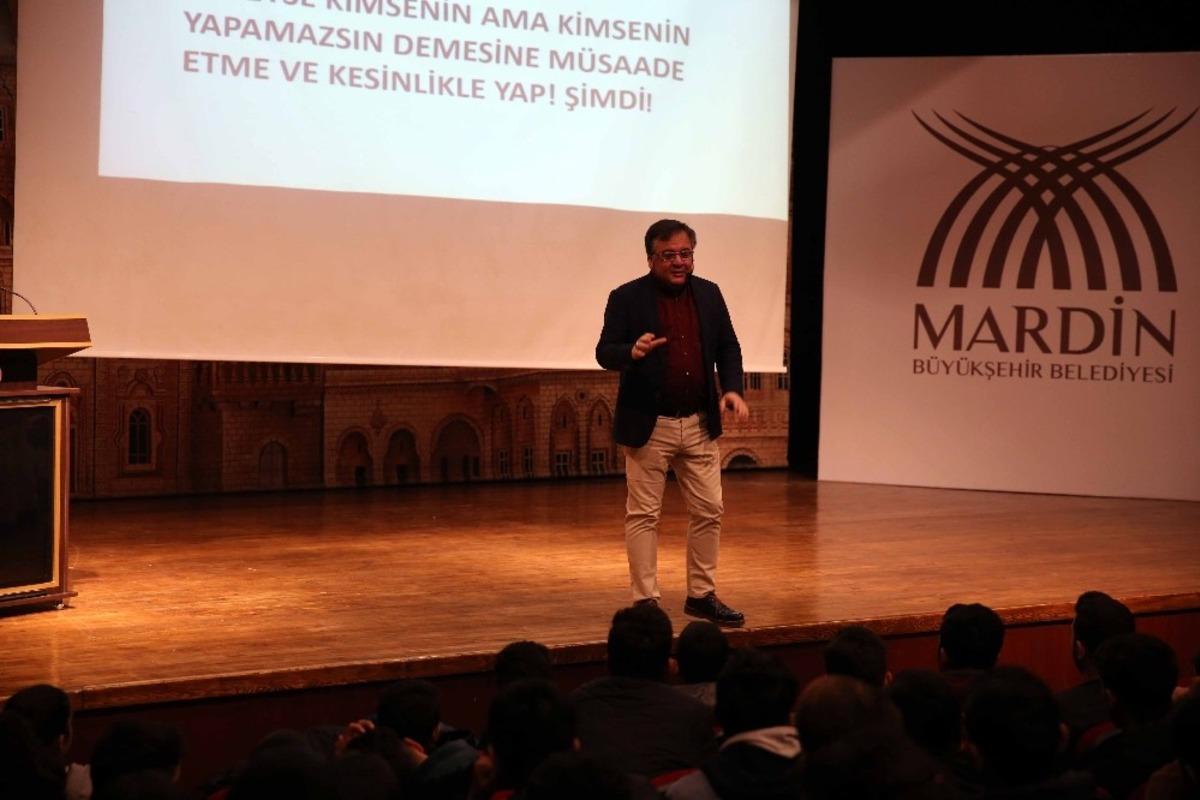 Mardin&rsquo;de &ouml;ğrencilere sınav kaygısı ve motivasyon konferansı