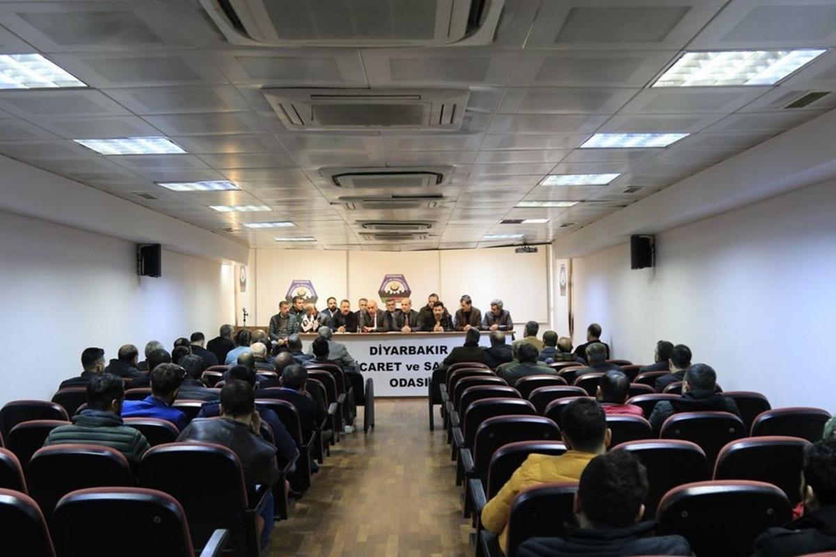 Diyarbakır&rsquo;daki s&uuml;r&uuml;c&uuml; kursları fiyat birliğine gitti