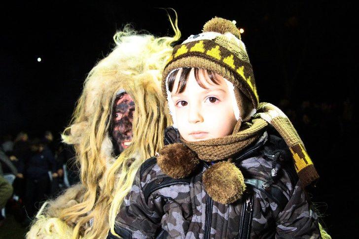 Görüntüler Trabzon'dan! Birbirinden farklı kostümlerle Kalandar'ı kutladılar! G4