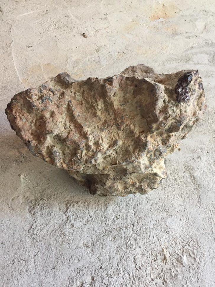 Tarlasında bulduğu gök taşını banka kasasında saklamıştı! Müzede sergilenecek G4