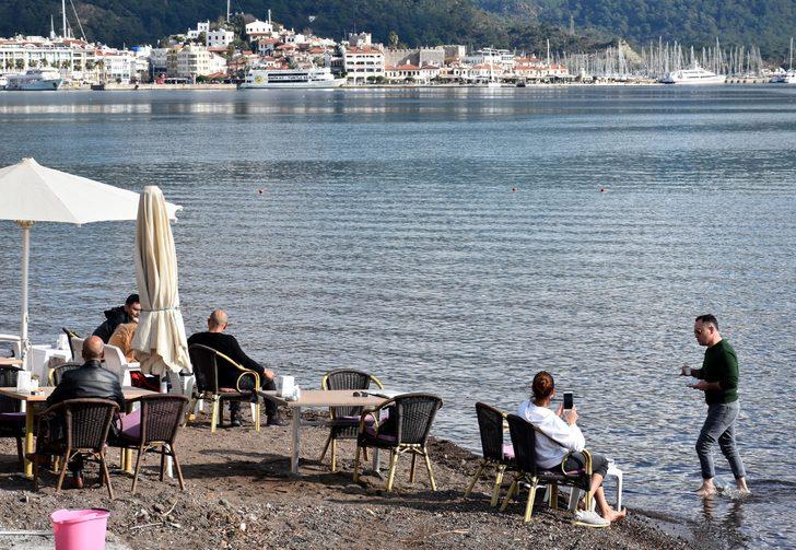 Marmaris'te ocak ayında bahar havası! Sahiller doldu taştı G2