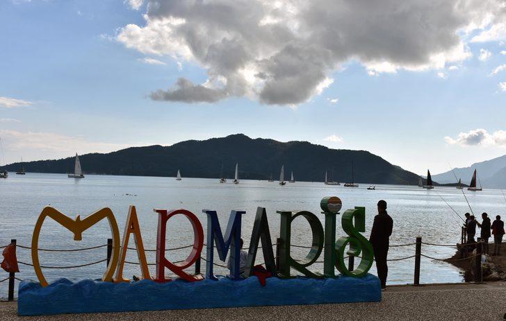 Marmaris'te ocak ayında bahar havası! Sahiller doldu taştı G5