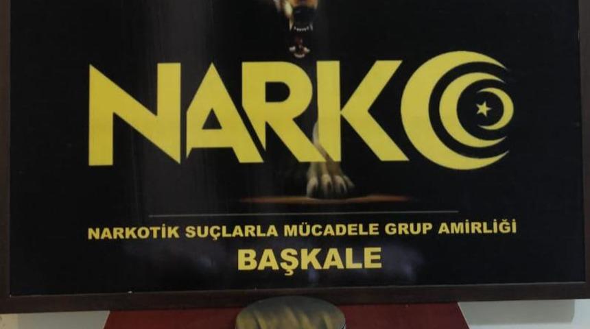 Davlumbaz i&ccedil;erisinde metanfetamin ele ge&ccedil;irildi