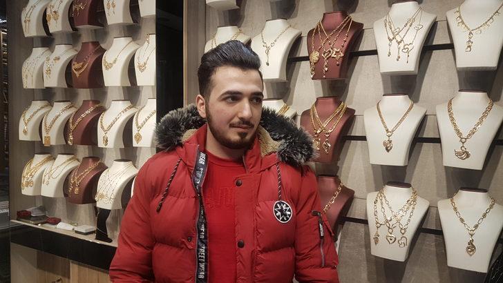 Kağıthane'de soygun girişimi! O anlar güvenlik kamerasında G2