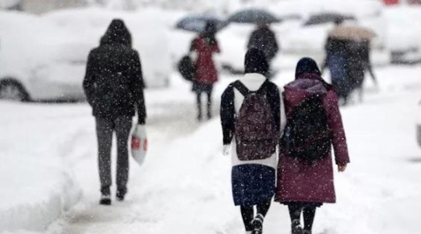 Van'da okullar tatil mi, Van Valiliği açıkladı mı? (14 Ocak salı bugün Van Başkale'de okular tatil)