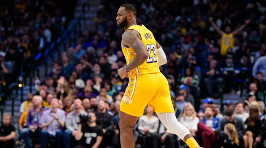 NBA'de Los Angeles Lakers galibiyet serisini 9 maça çıkardı