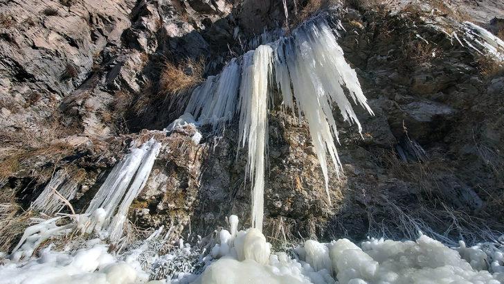  Doğu Anadolu Bölgesi'nde dondurucu soğuklar! Ardahan Göle buz kesti: -25,8 derece G2