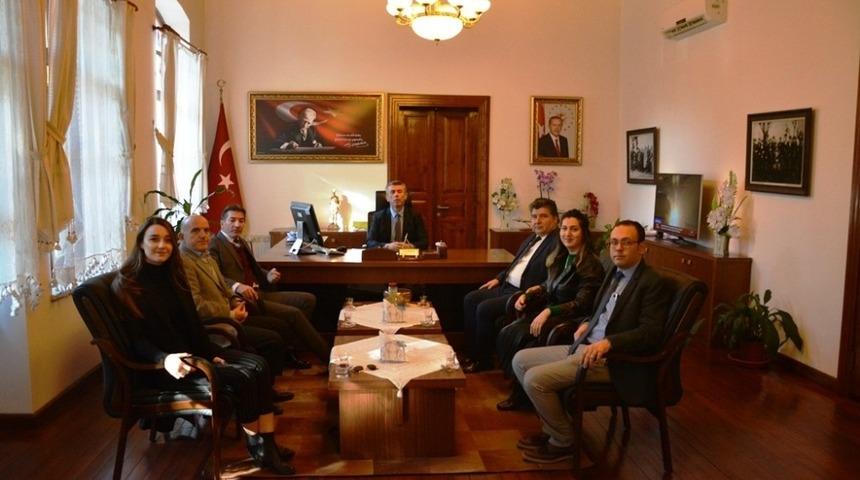 Edremit Mimarlar Odası yeni y&ouml;netiminden Kaymakam Sırmalı&rsquo;ya ziyaret