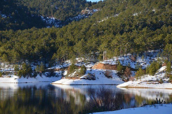 Tahtalı Göleti’nin havadan çekilen fotoğrafları ilgi görüyor G4