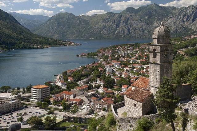 1024px-20090719_crkva_gospa_od_zdravlja_kotor_bay_montenegro