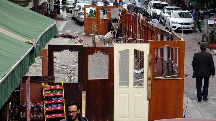 İstanbul Avcılar'da yıkılma tehlikesi olan binaya 'kapılı' önlem! G4