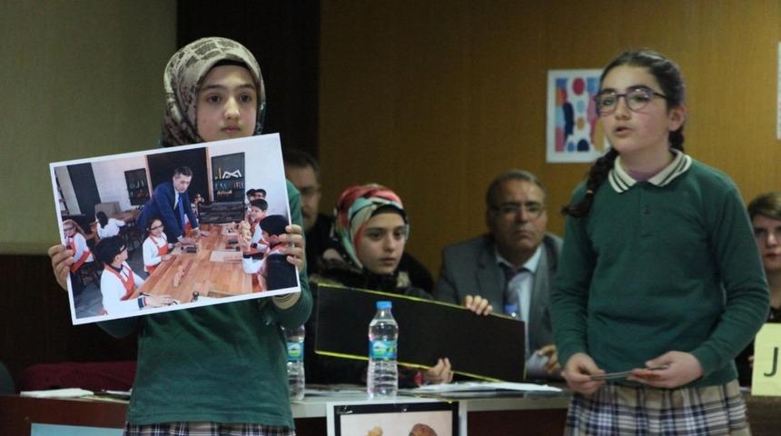 Kovancılar’da münazara yarışması