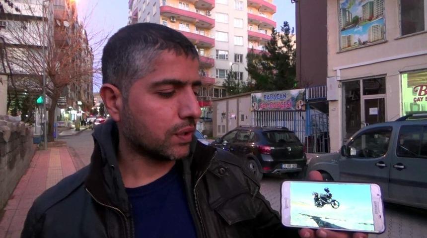 Park halindeki motosiklet saniyeler i&ccedil;inde &ccedil;alındı