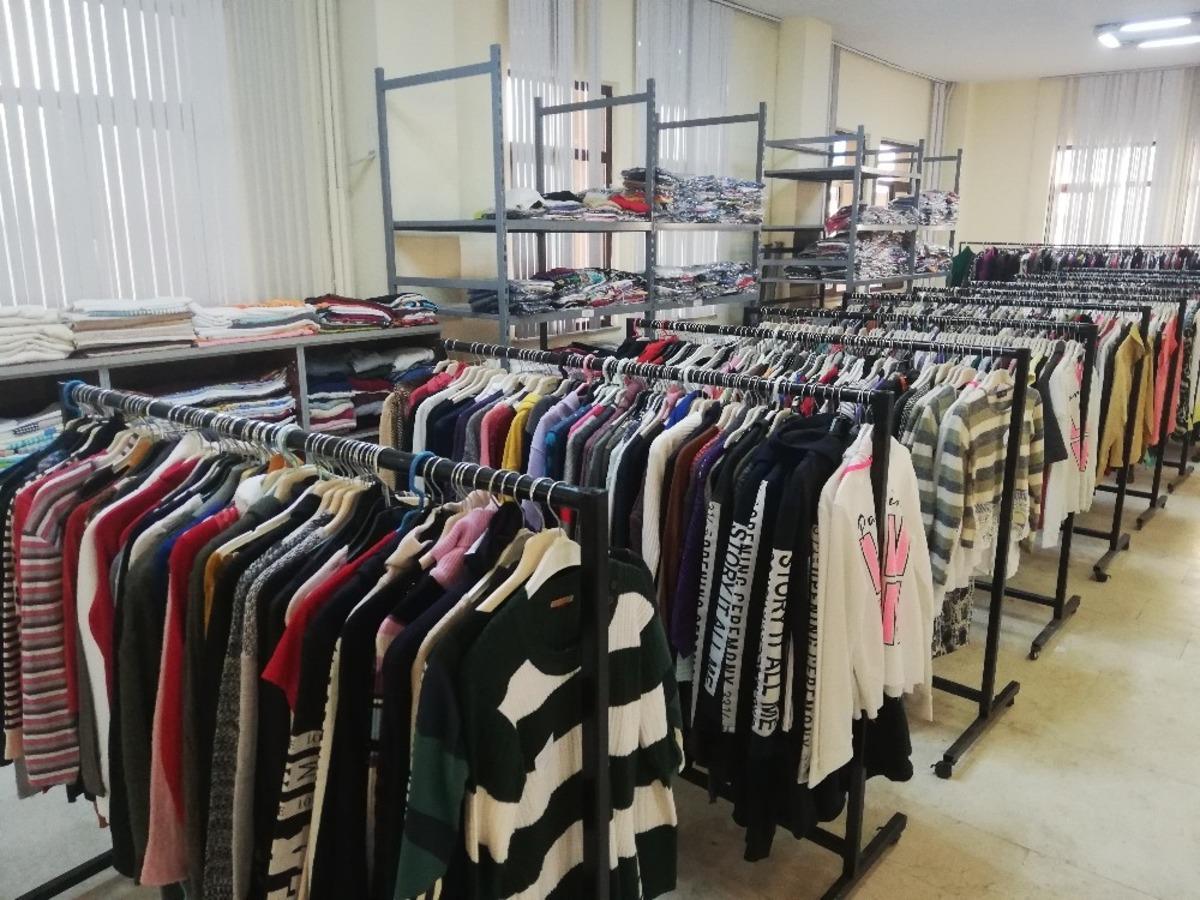 Esenyurt Belediyesi&rsquo;nden ihtiya&ccedil; sahibi ailelere yardım eli