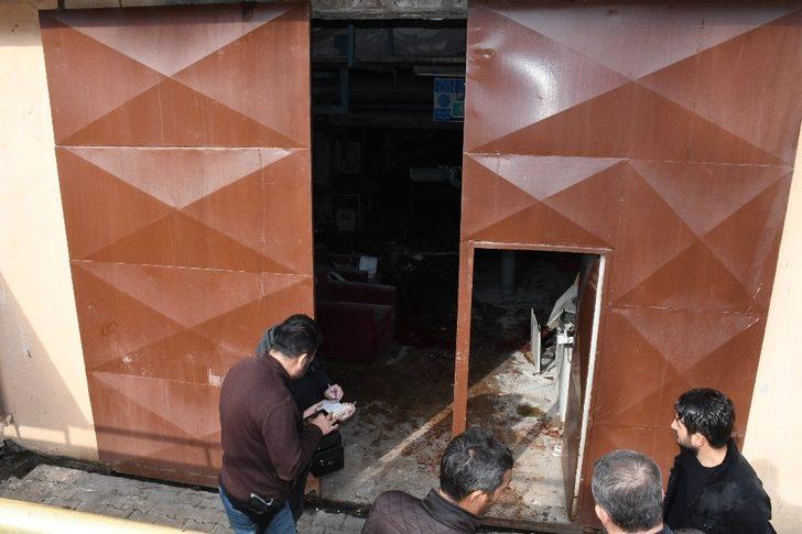 Son dakika: Mersin'in Tarsus ilçesinde devlet hastanesinde korkutan patlama! Yaralılar var G1