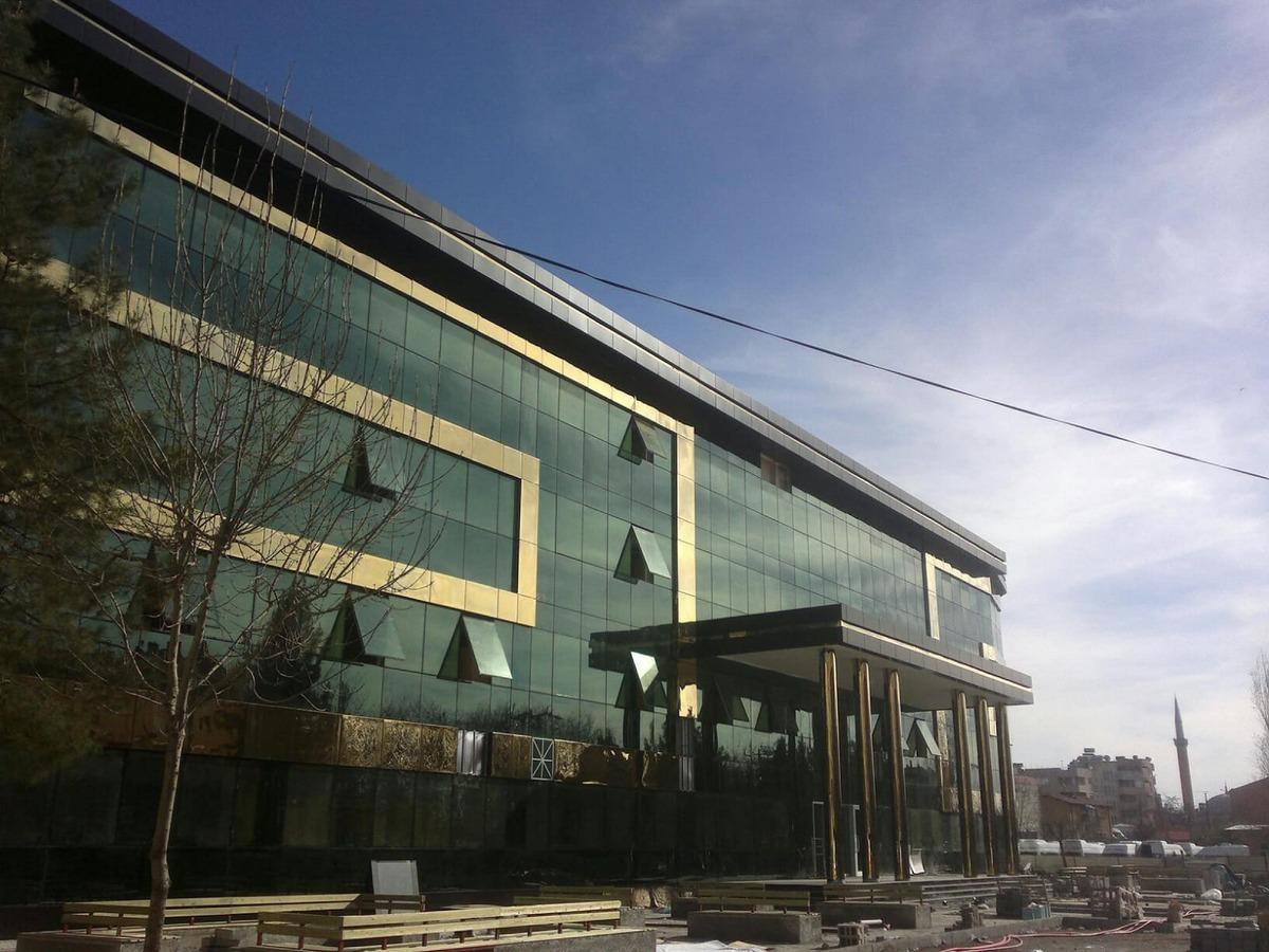 'Jet Fadıl' &ouml;deme yapmadı, HDP'li Siirt Belediyesi icralık oldu&nbsp;