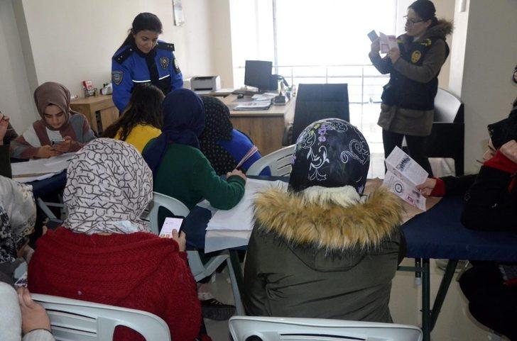 Muş polisi, KADES uygulamasını anlattı G2