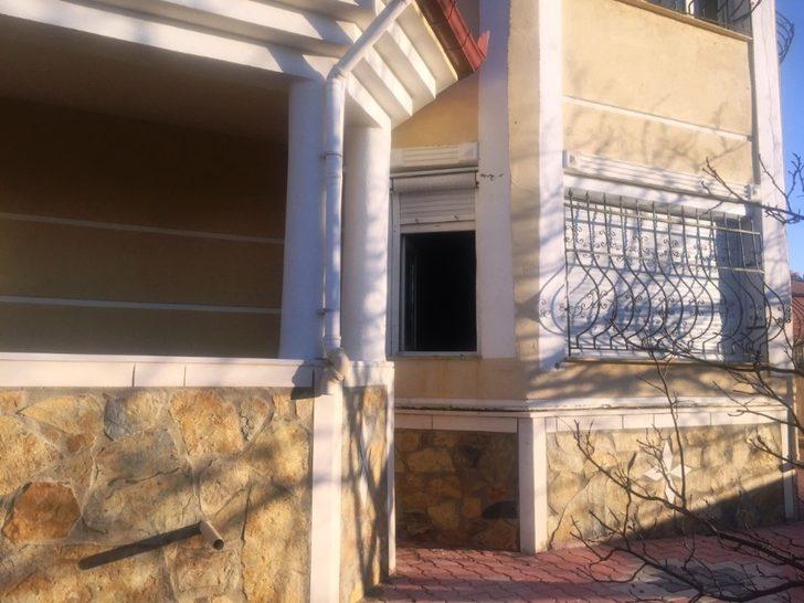 Kulu’da gurbetçinin evine hırsız girdi G3