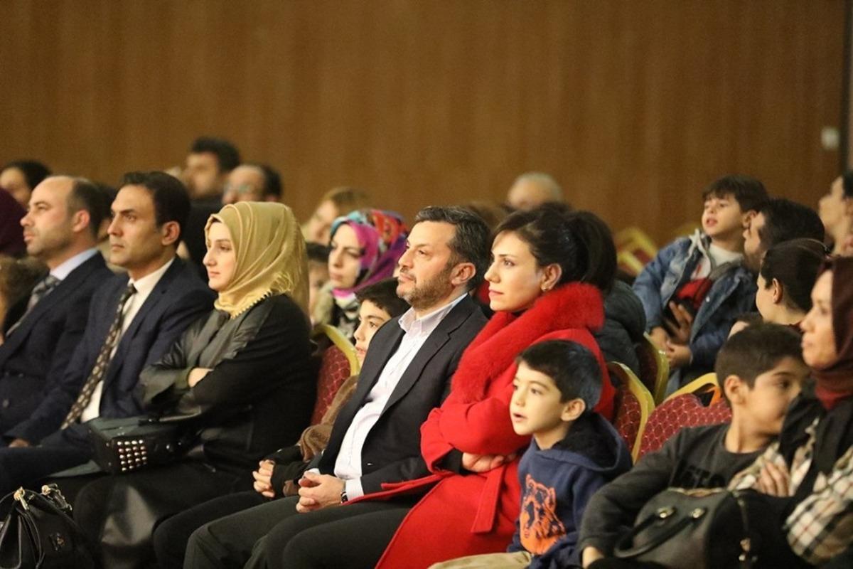 Y&uuml;reğir&rsquo;de k&uuml;lt&uuml;r sanat g&uuml;nleri başladı