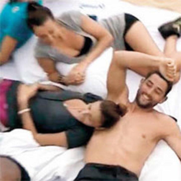 D&ouml;n&uuml;şte Kıyamet Kopacak!