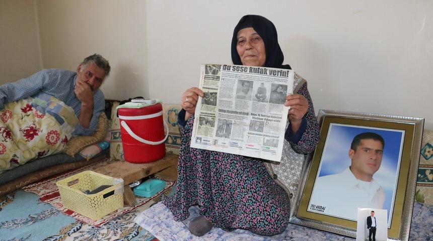 Cezaevindeki oğlu yanarak ölmüştü! Yetkililere seslendi