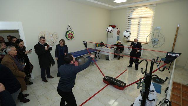 Ünlü gazetecilerden büyükşehir projelerine övgü dolu sözler