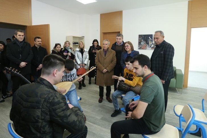 Ünlü gazetecilerden büyükşehir projelerine övgü dolu sözler G3