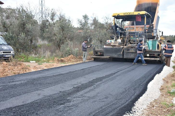 Umurbey’de beş sokağa asfalt G2