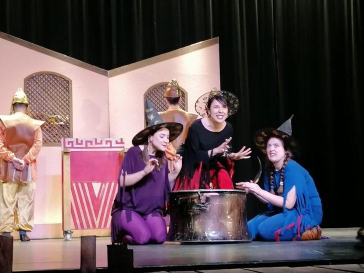 Manisalı çocuklar karne sevincini tiyatro oyunuyla pekiştirecek G2