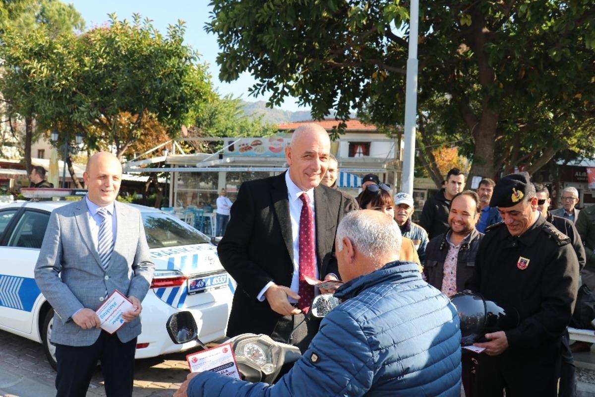Kaymakam Aksoy denetime katıldı, kasksız s&uuml;r&uuml;c&uuml;leri uyardı