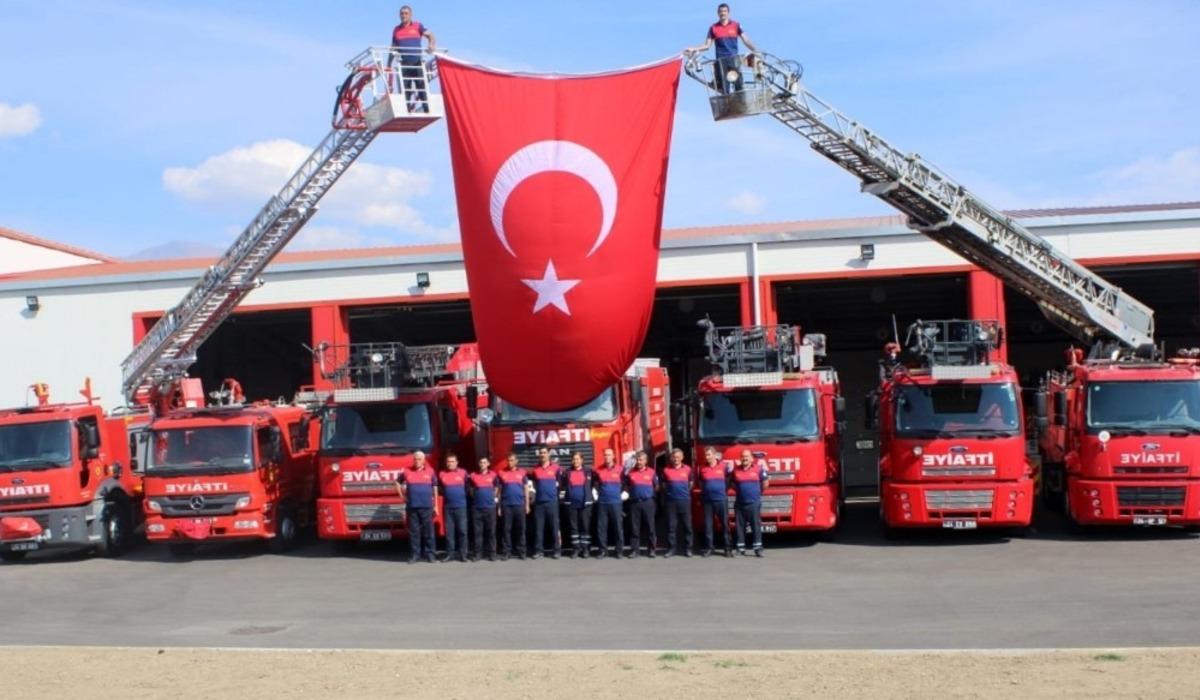 Erzincan itfaiyesi 2019 yılında 3 bin 500 kişiye eğitim verdi