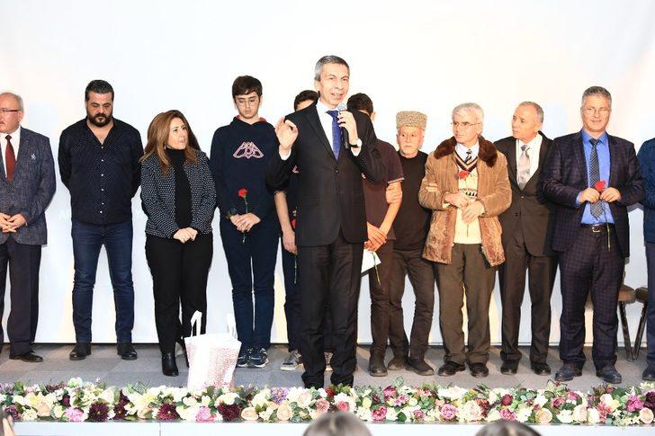 Arif Nihat Asya vefatının 45. yılında anıldı G1