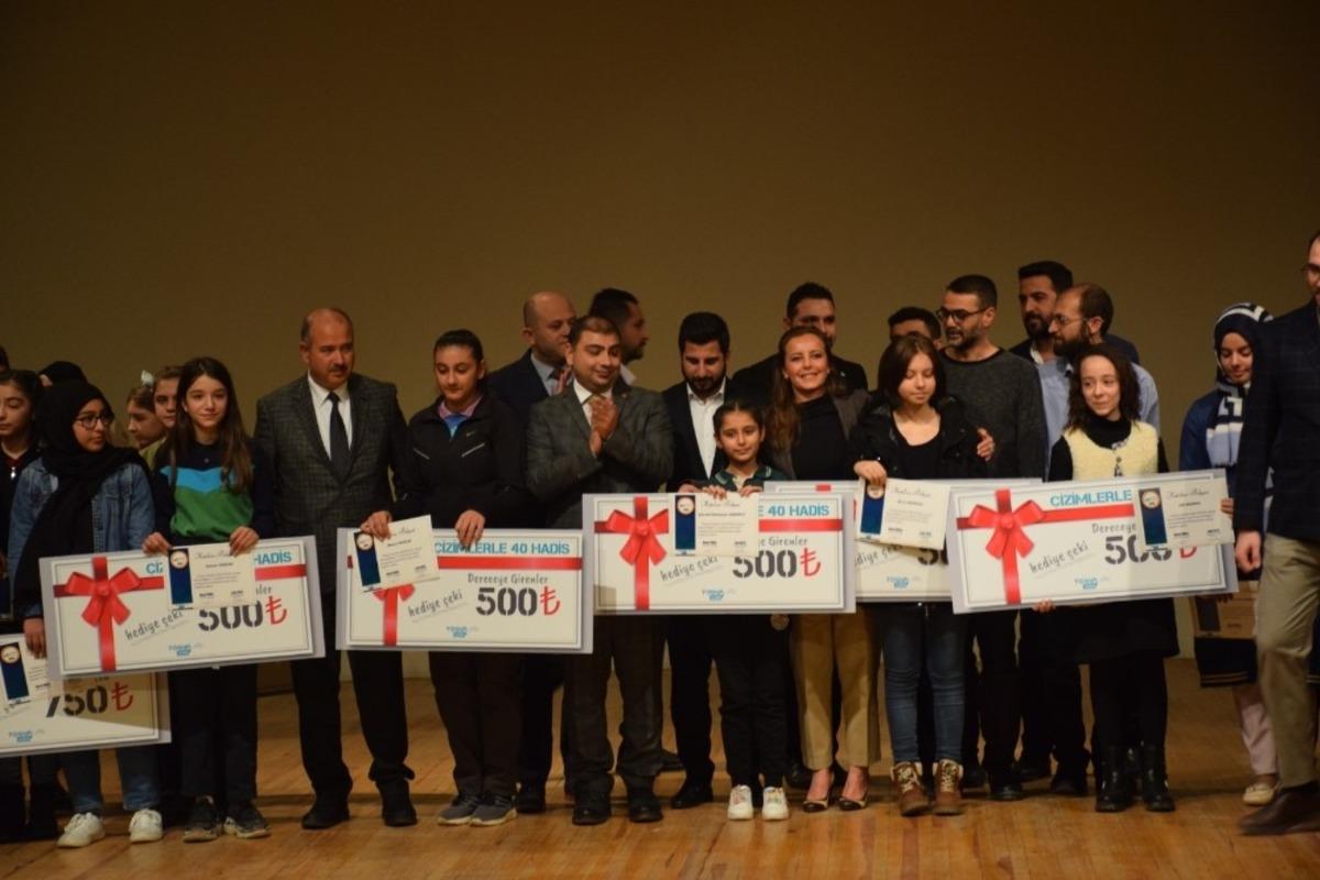 &Ccedil;izimlerle 40 Hadis Yarışmasının &ouml;d&uuml;lleri sahiplerini buldu