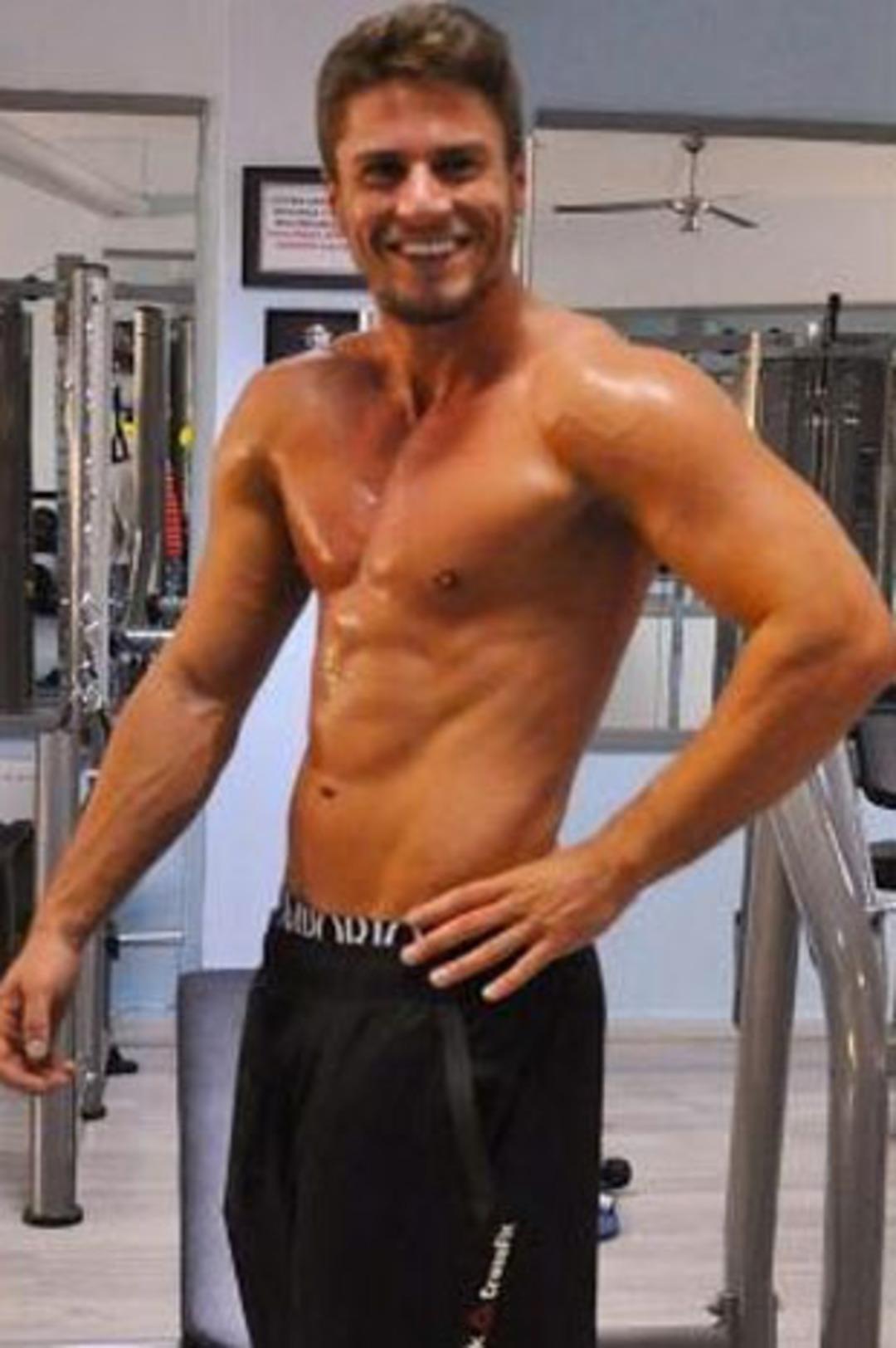 Survivor Anıl'a ne olmuş b&ouml;yle?