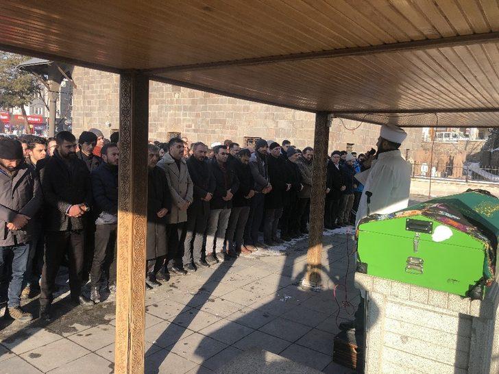 Acar ve Bozkurt ailelerinin acı günü G3