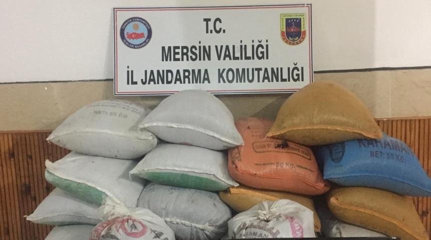 Mersin’de evden hırsızlık zanlıları yakalandı