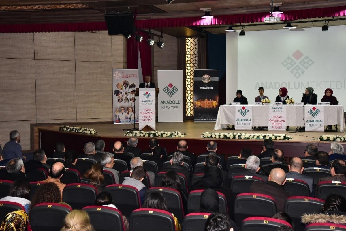 Manisa&rsquo;da &rsquo;Hikayemizin Yarım Asırlık Sesi&rsquo; paneli