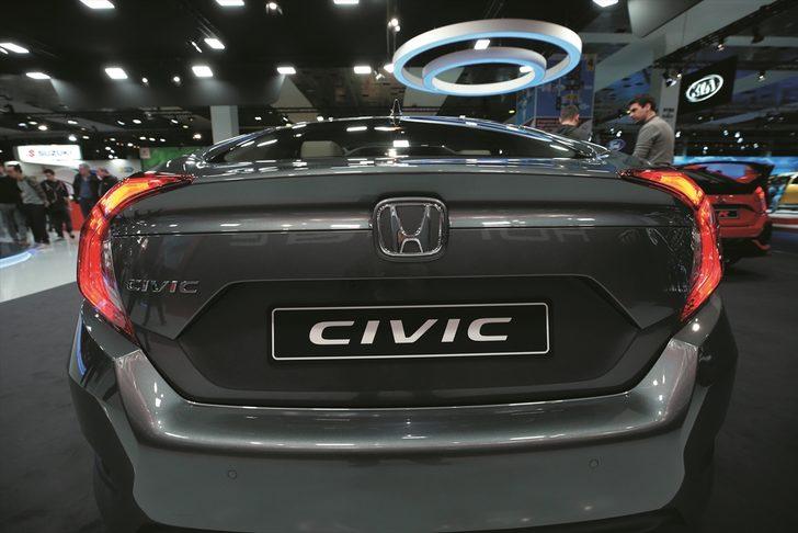 Görücüye çıktılar! Brüksel Otomobil Fuarı'na yoğun ilgi G2